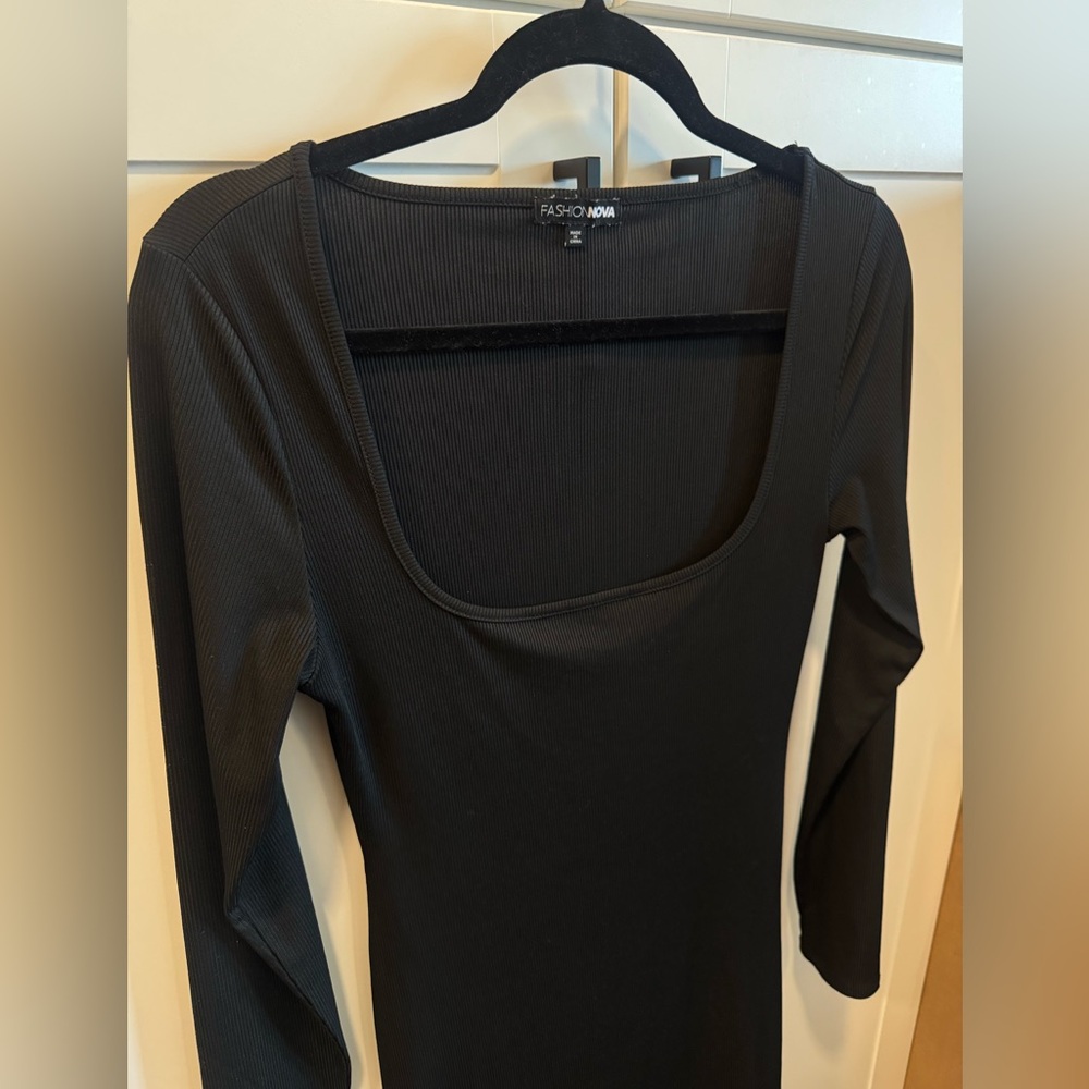Square Neck Long Sleeve Black Bodycon Dress - Picture 4 of 4
